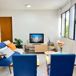 Departamento De 2 Dormitorios, Excelente Ubicación Apartamento